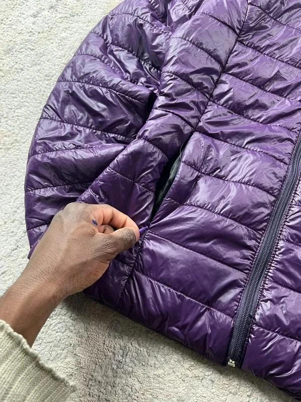 The north face Women’s Purple Zip Up Hooded Puffer Jacket Size M – photo 5